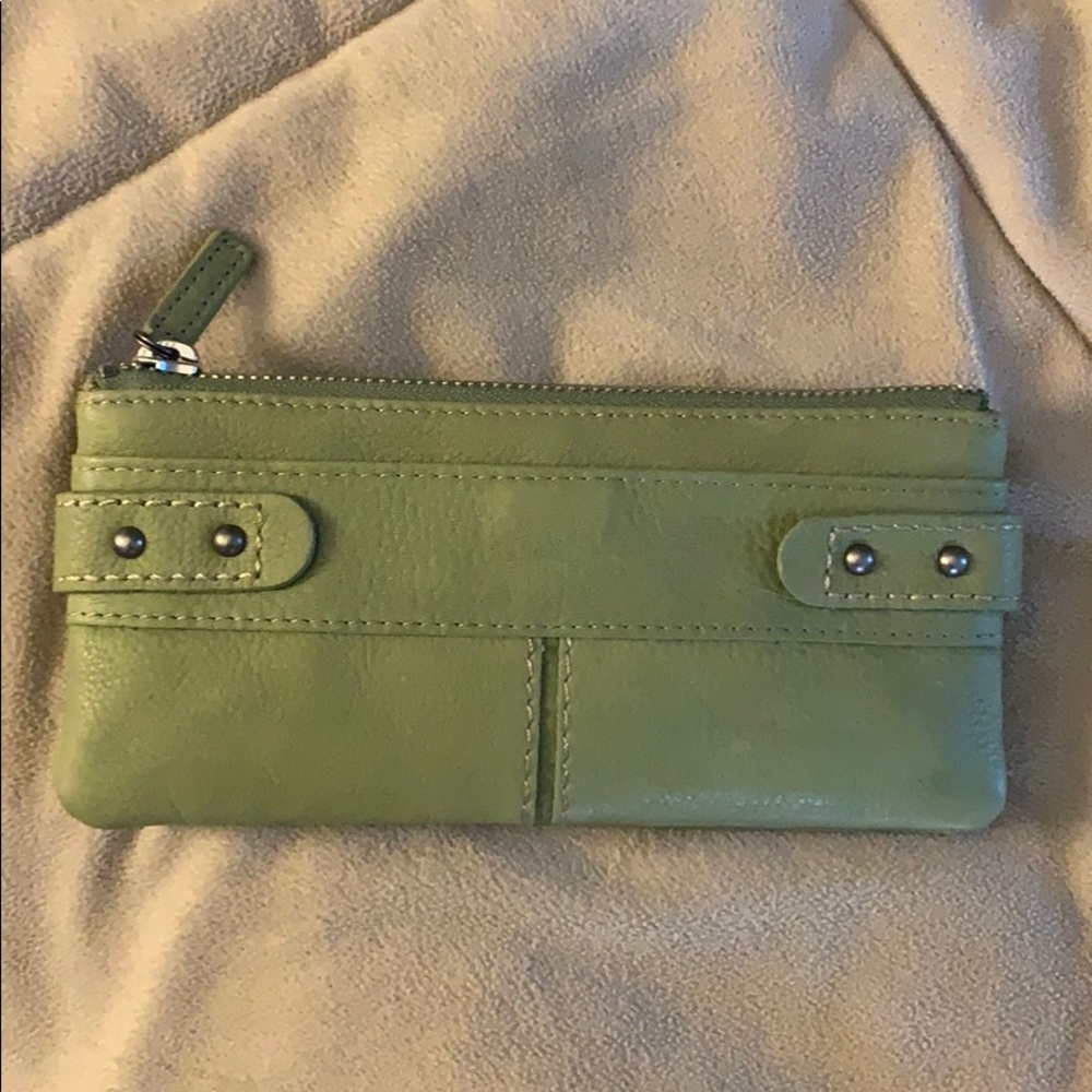 Fossil Bella Clutch Wallet in Olive - NWT